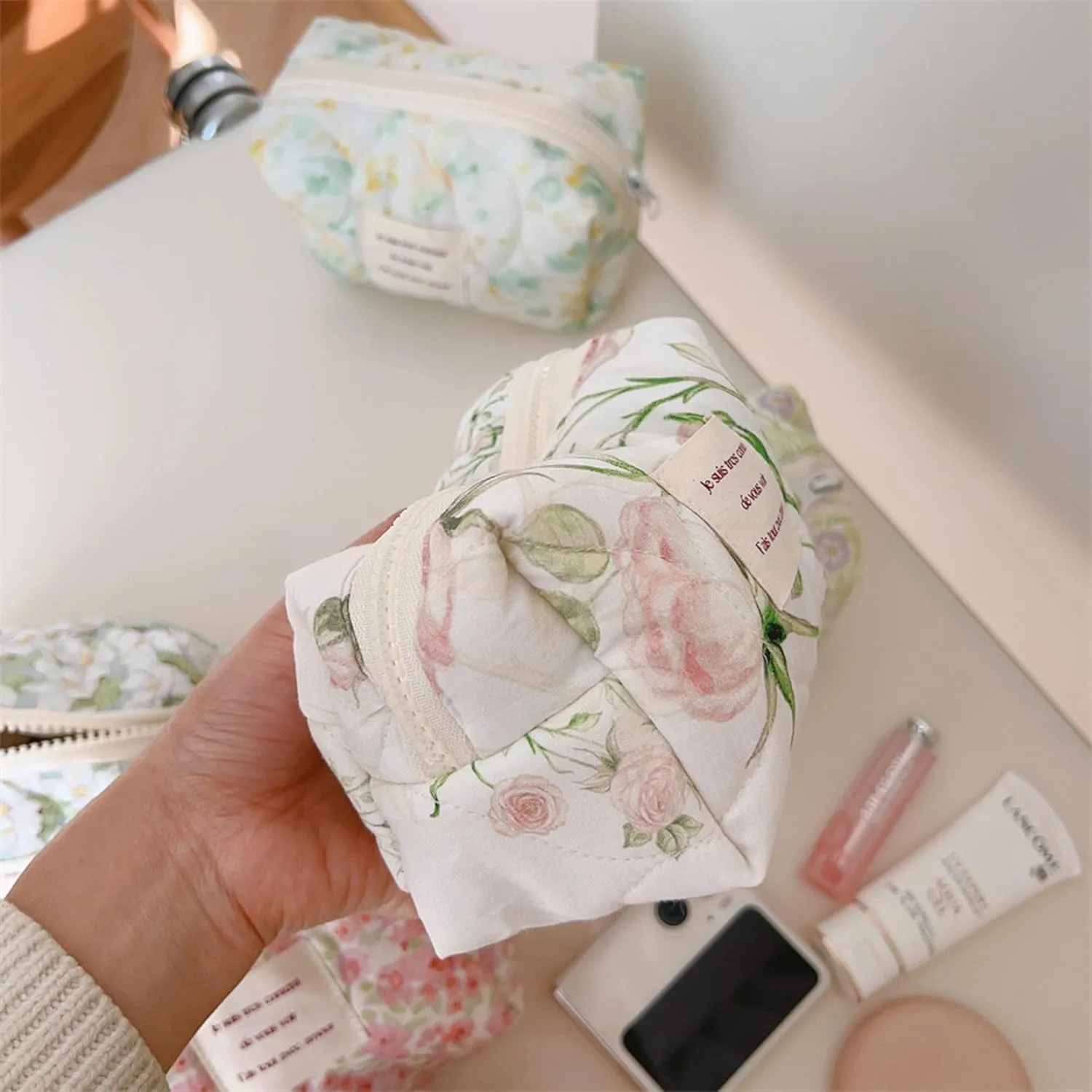 2 Pcs Floral Makeup Bag Large Travel Cotton Quilted Cosmetic Makeup Bag Organizer, Cute Coquette Aesthetic Zipper Portable Pouch Purse Storage Toiletry Bag for Women Girls accessories
