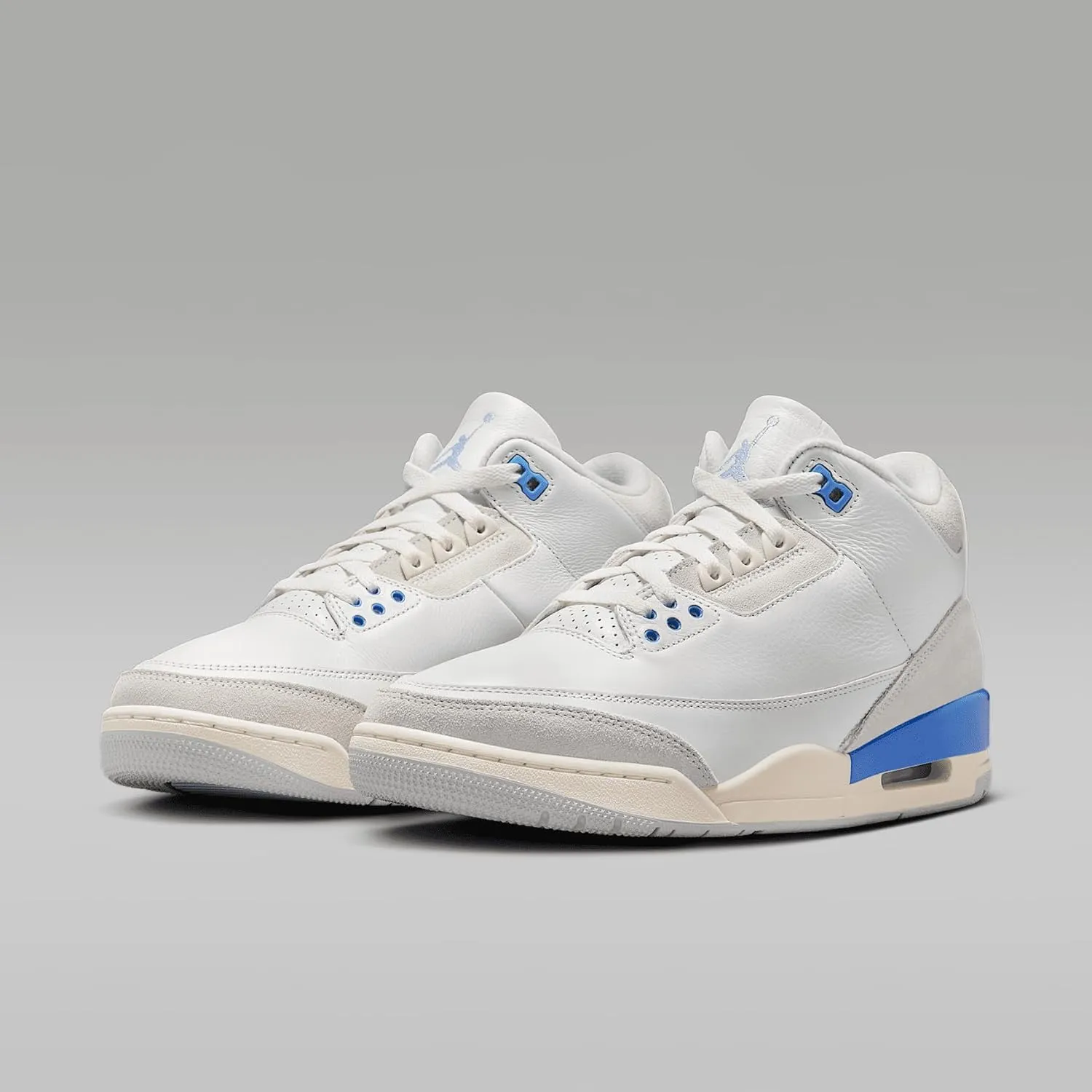 Air Jordan 3 Retro Lucky Shorts Men's Shoes (CT8532-101, Summit White/Legend Blue/Photon Dust/Hydrogen Blue)
