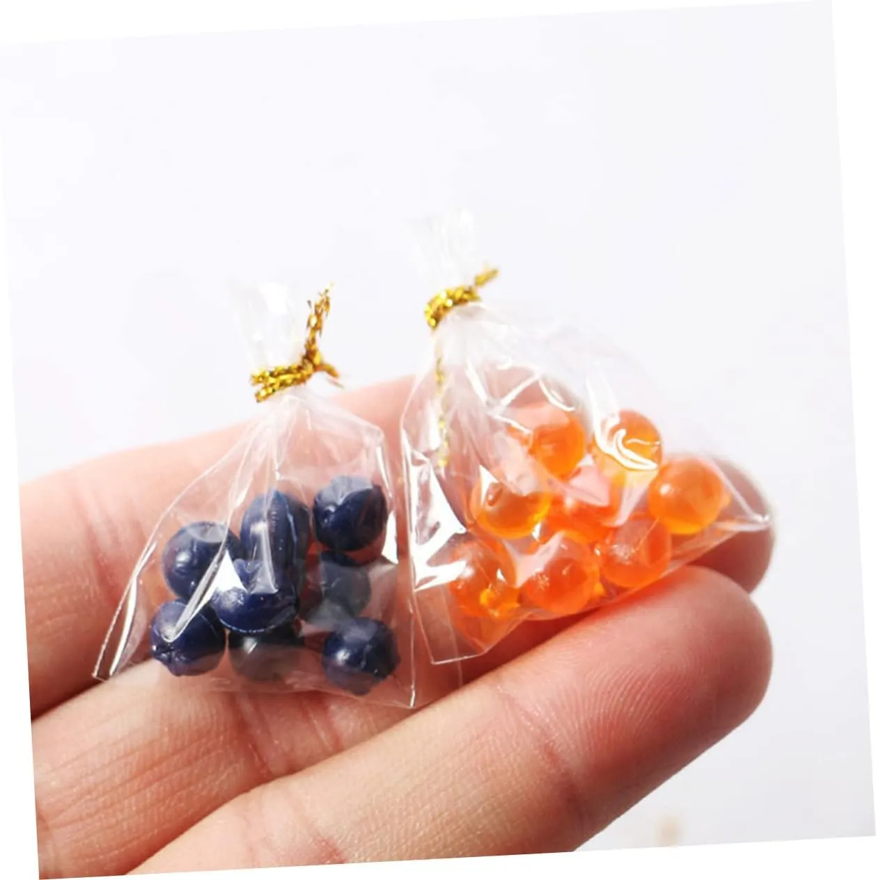 BESPORTBLE 4pcs 6 Delicate Craftwork Miniature Food Adornment for Dollhouse Playing House Decor