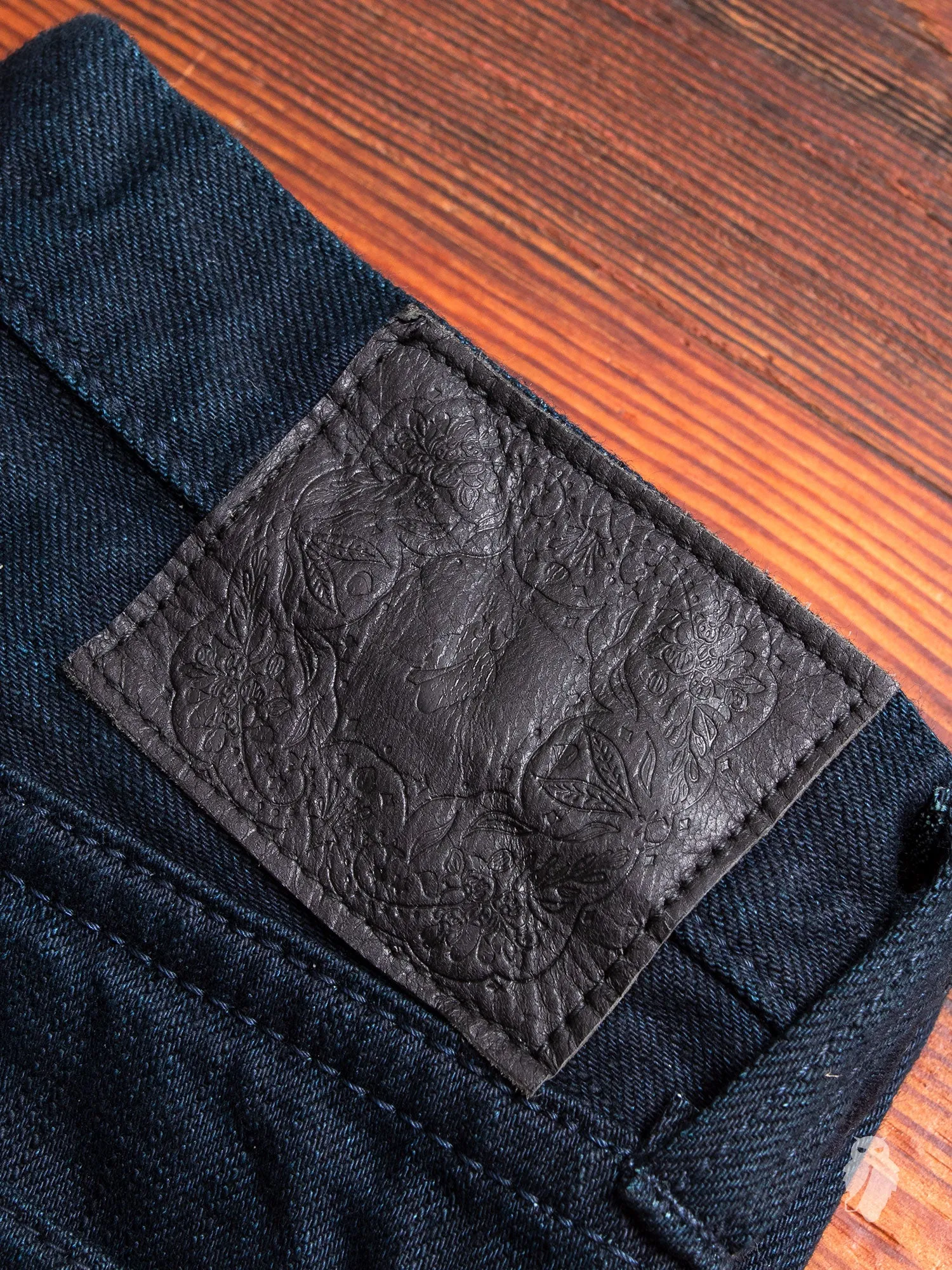 BOM012-B "Momotaro x Blue Owl" 15.7oz Selvedge Denim - Natural Tapered Fit