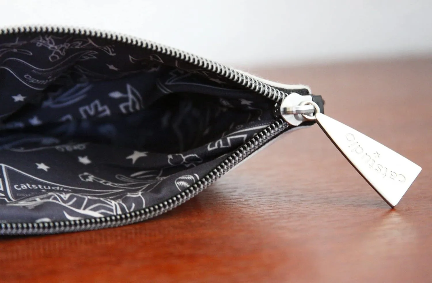 Catstudio Zipper Pouch, Oklahoma State University Travel Toiletry Bag, 5 x 7, Ideal Makeup Bag, Dog Treat Pouch, or Purse to Organize Supplies for Grads & Alumni