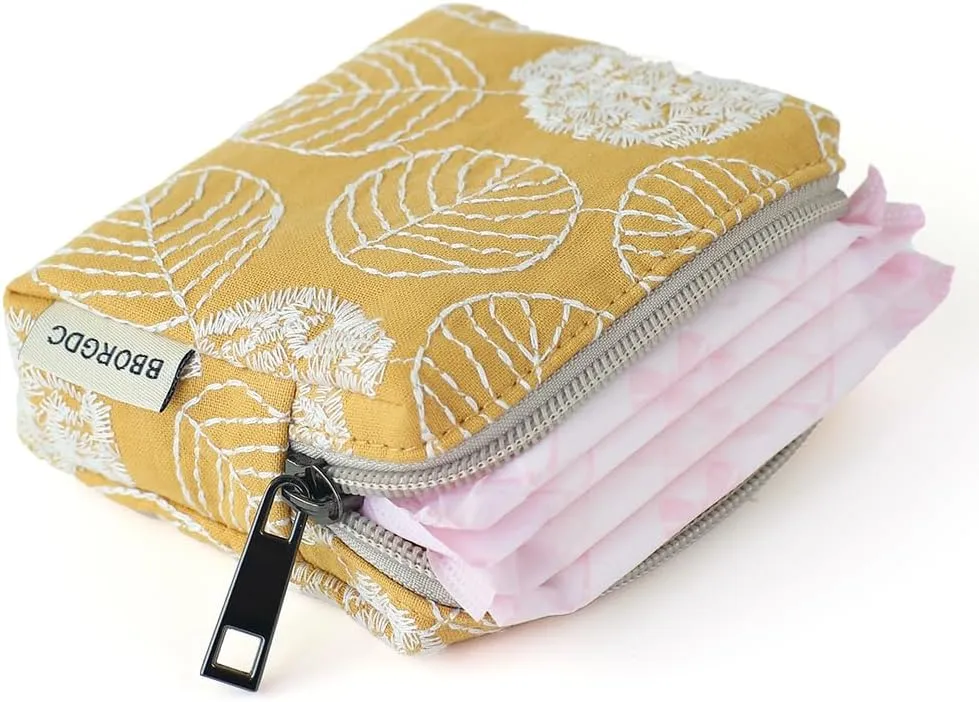 Cute Floral Cotton Embroidered Makeup Bag - Portable Cosmetics Pouch & Toiletry Organizer for Women, Small Zipper Purse for Skincare Storage, Compact Travel Make Up Case with Coin Pocket