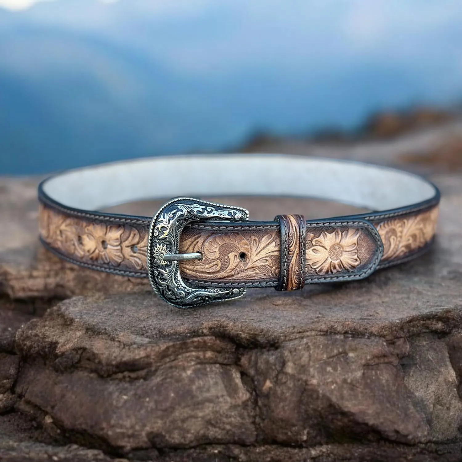 DANIEL'S ARTPLANET Western Belt for Men Full Grain One Piece Leather Belt Tooled Handmade with Buckle Engraved 1.5” Wide