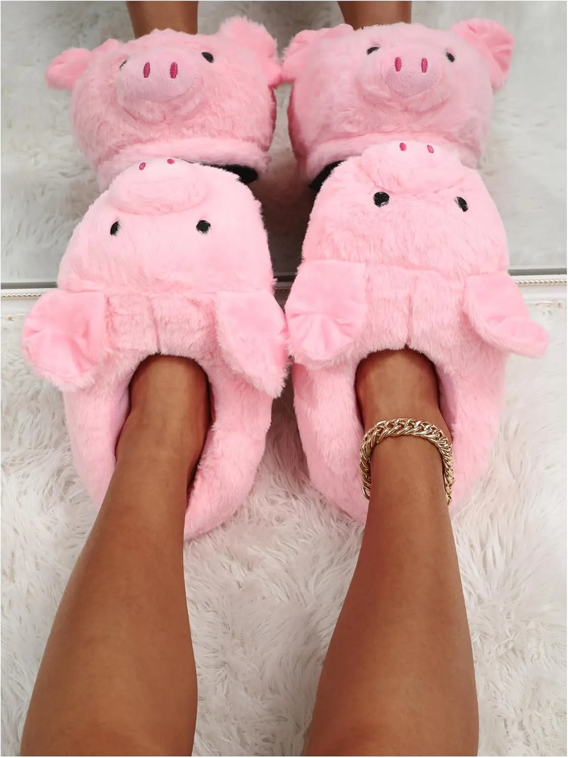 Floerns Women's Cute Pig Funny Slippers Closed Toe Furry Faux Fur Warm Home Shoes