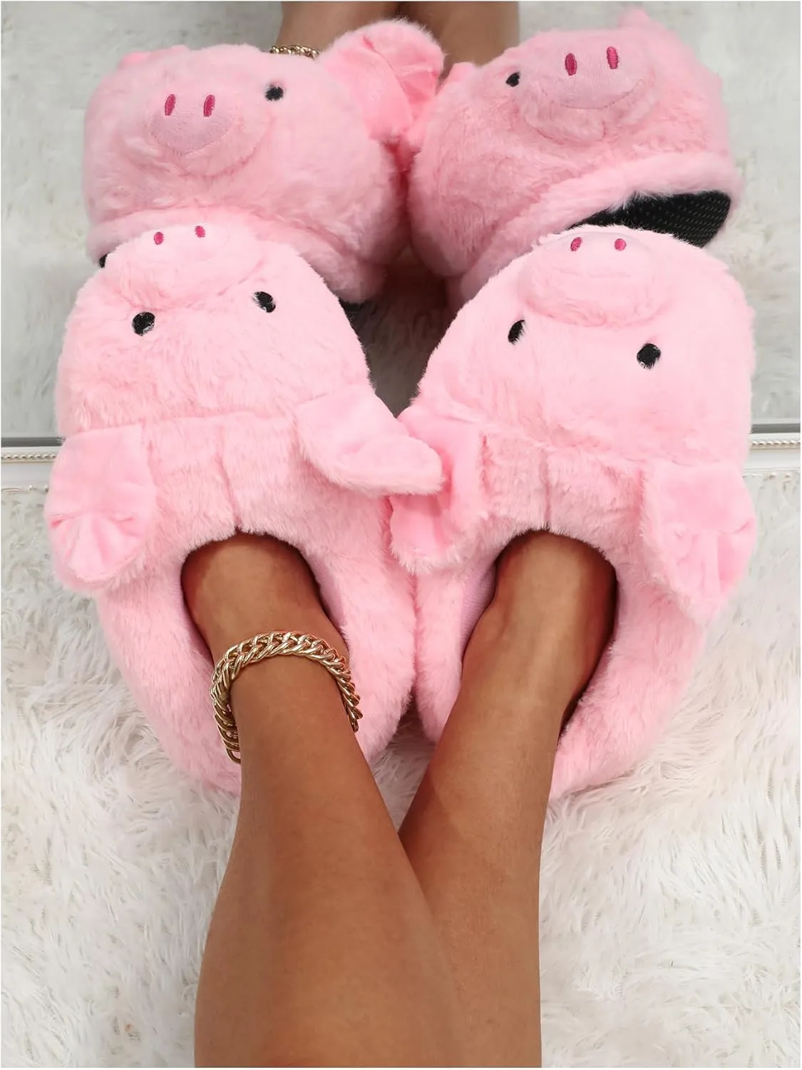 Floerns Women's Cute Pig Funny Slippers Closed Toe Furry Faux Fur Warm Home Shoes