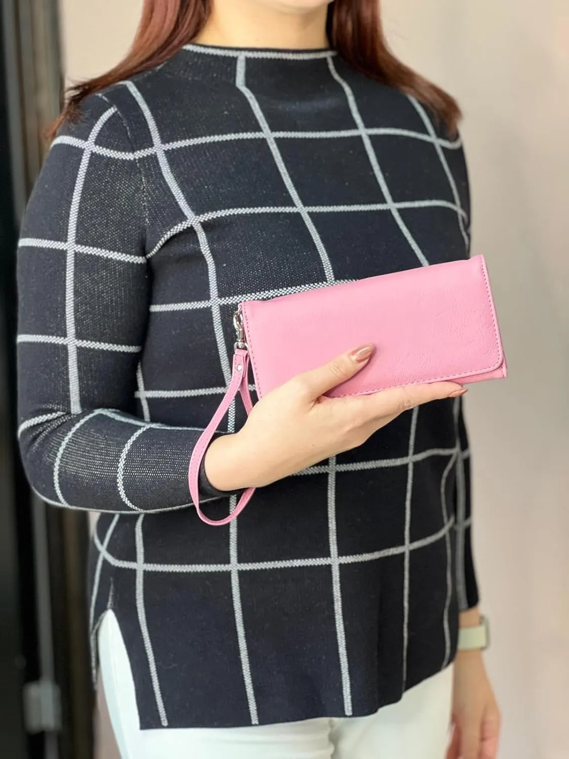 LaserGram Faux Leather Womens Wallet with Strap, Tambourine, Personalized Engraving Included (Pink)