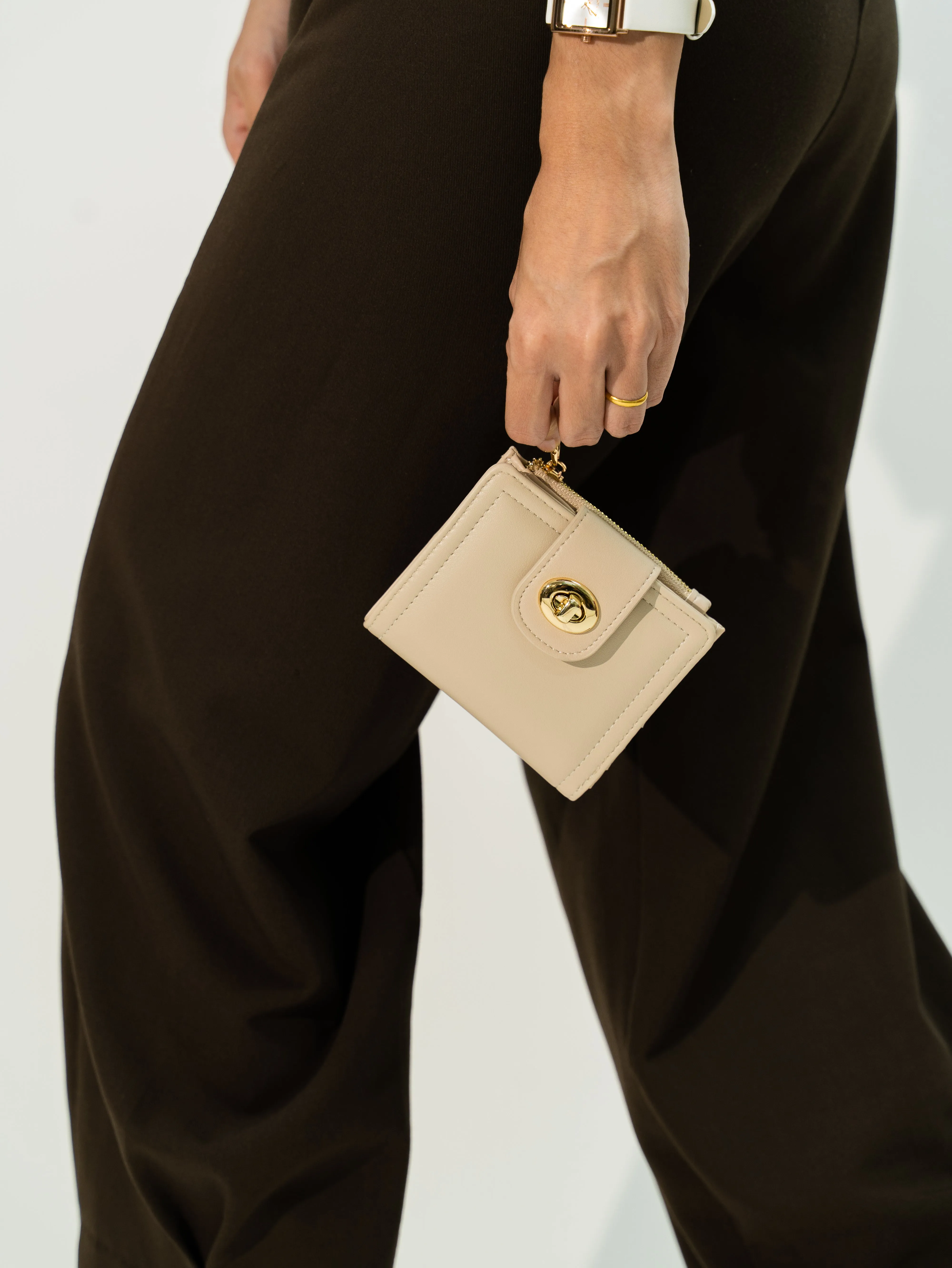 Lizzy Turn-Lock Top Zip Mini Wallet (Bone)
