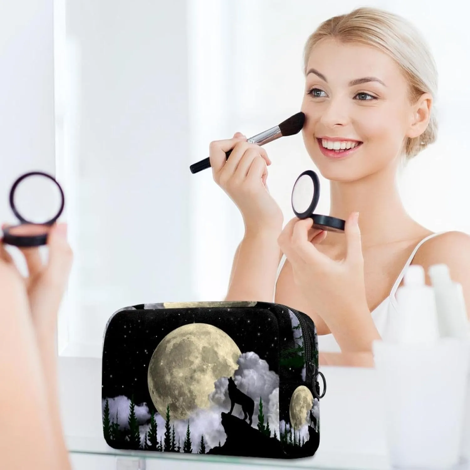 Makeup Organizer Bag, Aesthetic Moon Wolf Pencil Case Cosmetic Storage Bag Portable Toiletry Pouch for Women, Men, Traveling, School