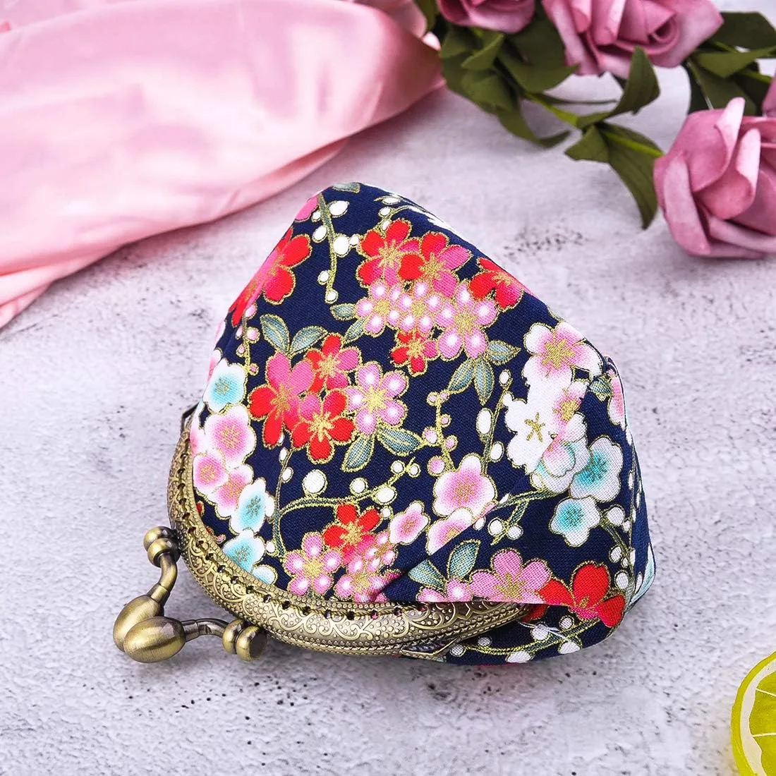 Oyachic Coin Purse,Floral Change Purse,Vintage Coin Pouch,Small Wallet with Kiss Lock Clasp for Women,Girls