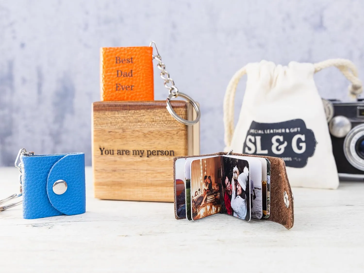 Personalized Leather Photo Album Keychain with Keepsake Box, Custom Engraved Wedding Gift for Couples, Bridesmaids