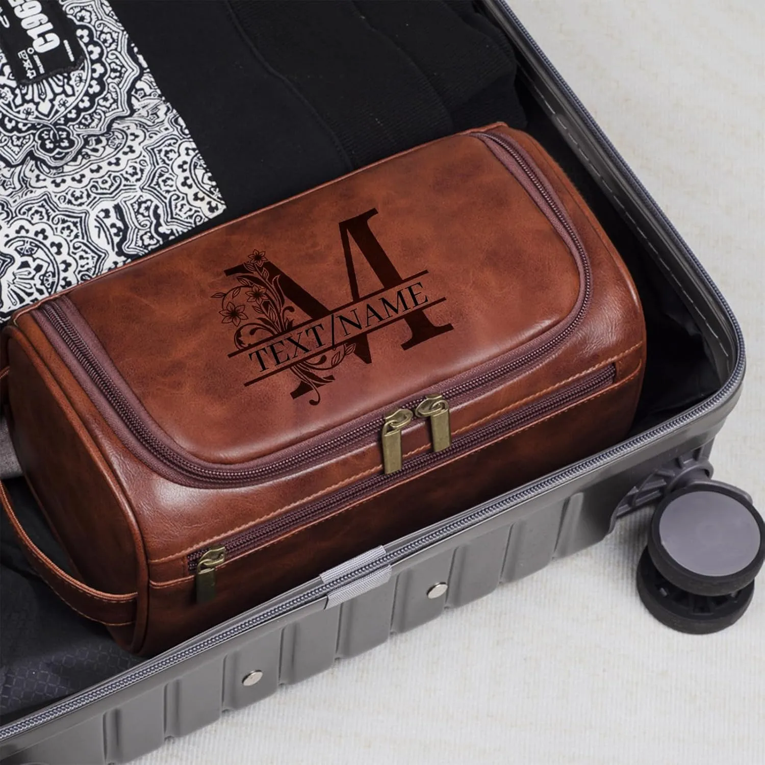 Personalized Toiletry Bag for Men Custom Engraved Name Initials Toiletry Bag Leather Travel Organizer Water Resistant Bag (Style01)