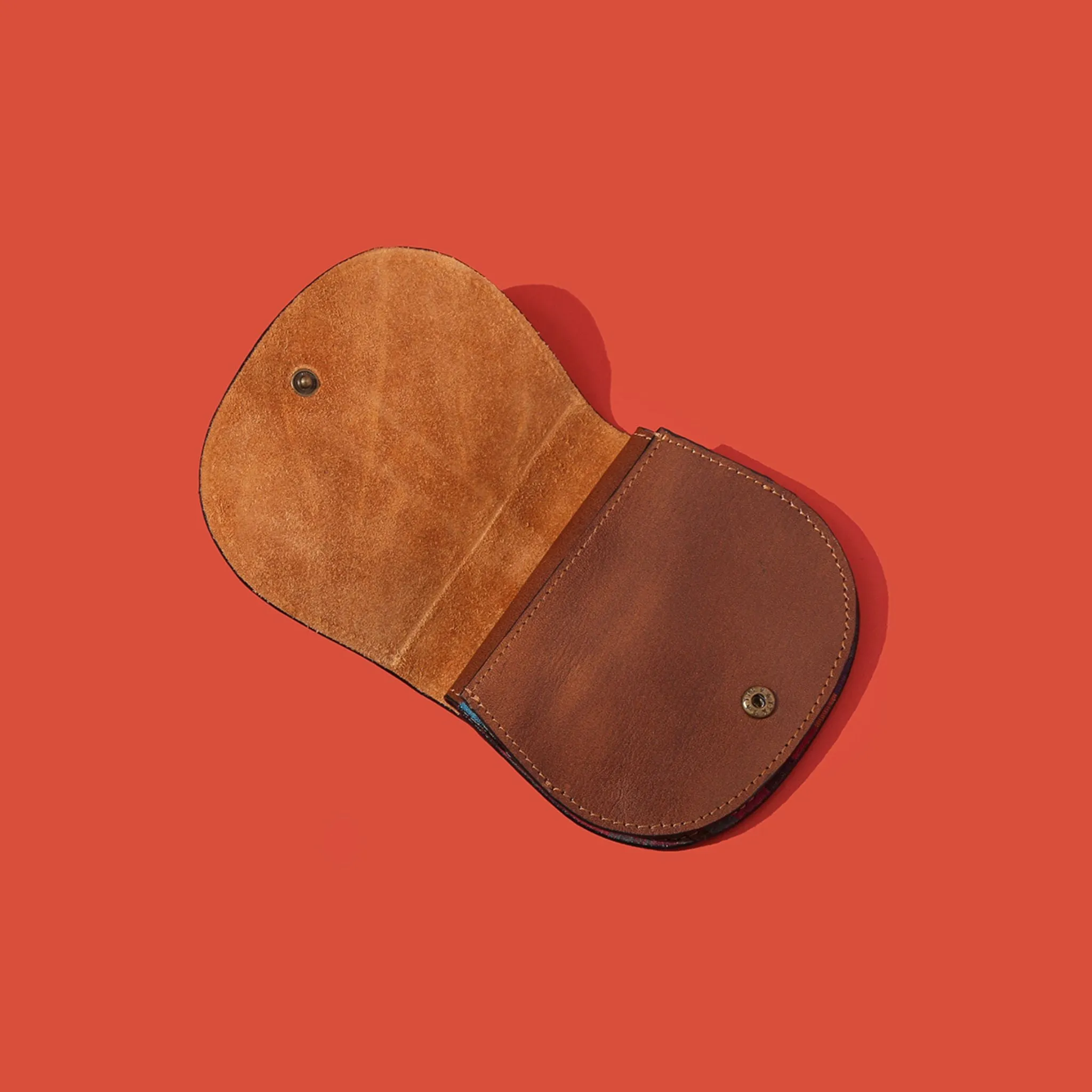 SADDLE POUCH – Tan