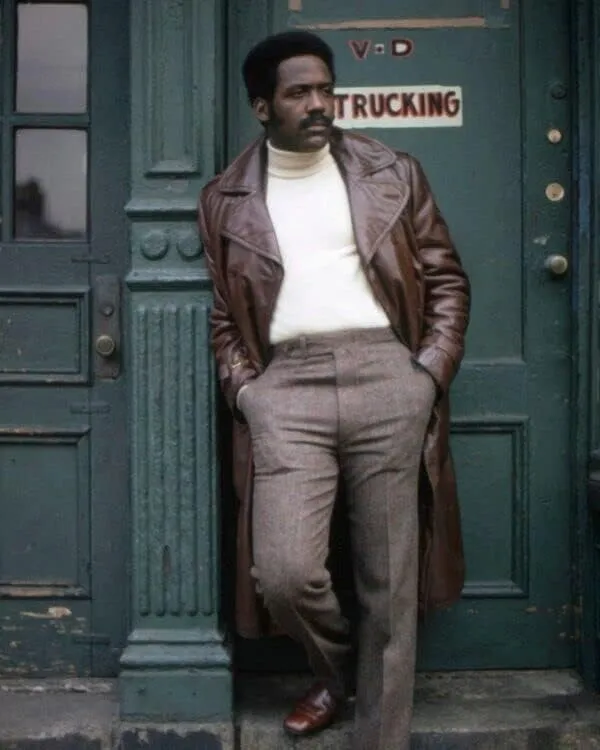 SHAFT Richard Roundtree Iconic Brown Leather Jacket Pose in Harlem 8x10 Photo