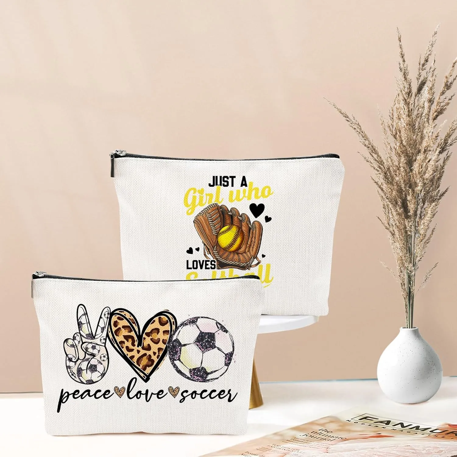 Soccer Gifts Makeup Bag - Inspirational Gift for Soccer Lovers ， Ideal for Mom, Grandma, Sister, Coworker, Friend, BFF | Birthday or Any Occasion ， Women's Gift