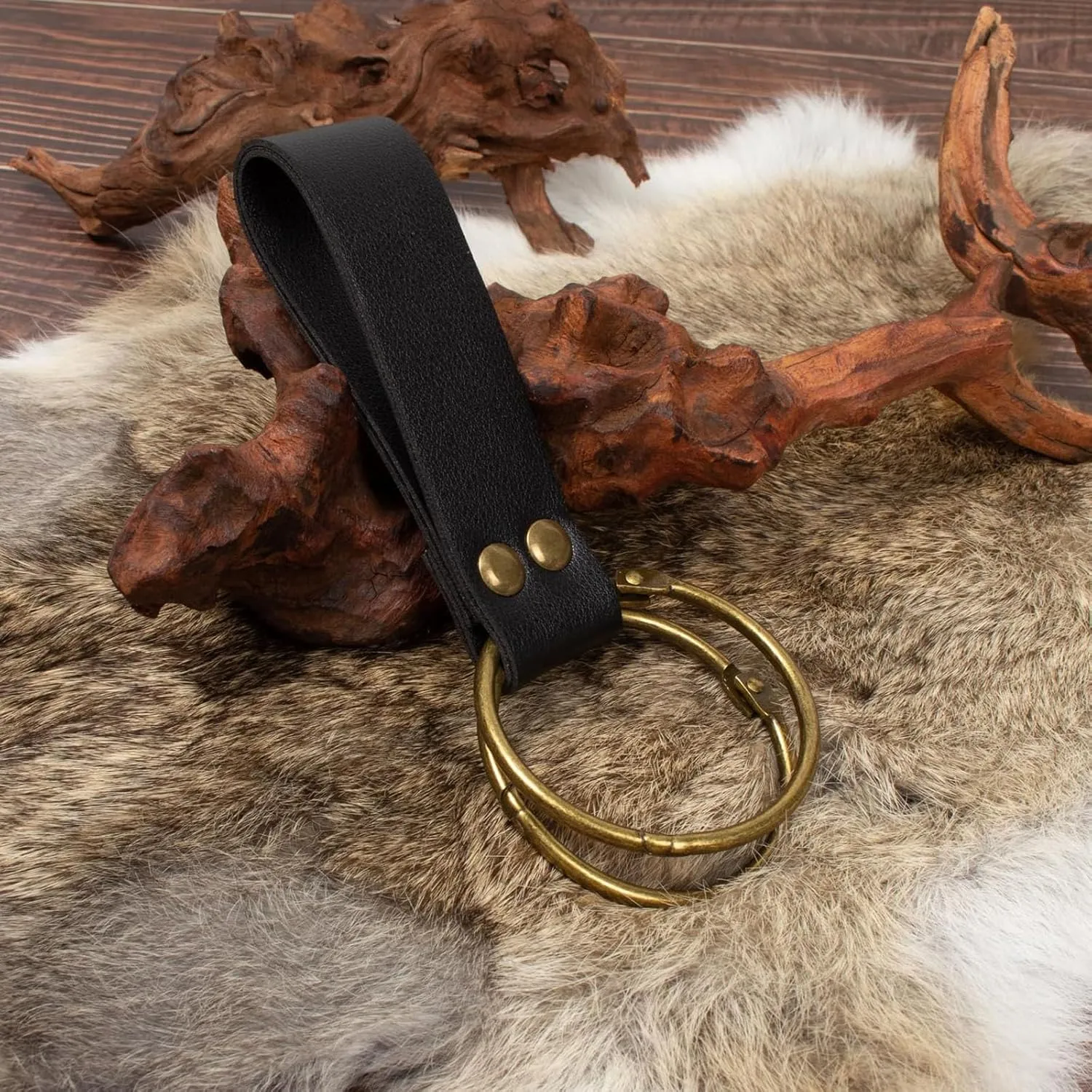 SUMGOGO 4 Pcs Halloween Renaissance Belt Pouch Witch Bottle Skirt Hikes Medieval Viking Pirate Leather Belt Costume Set