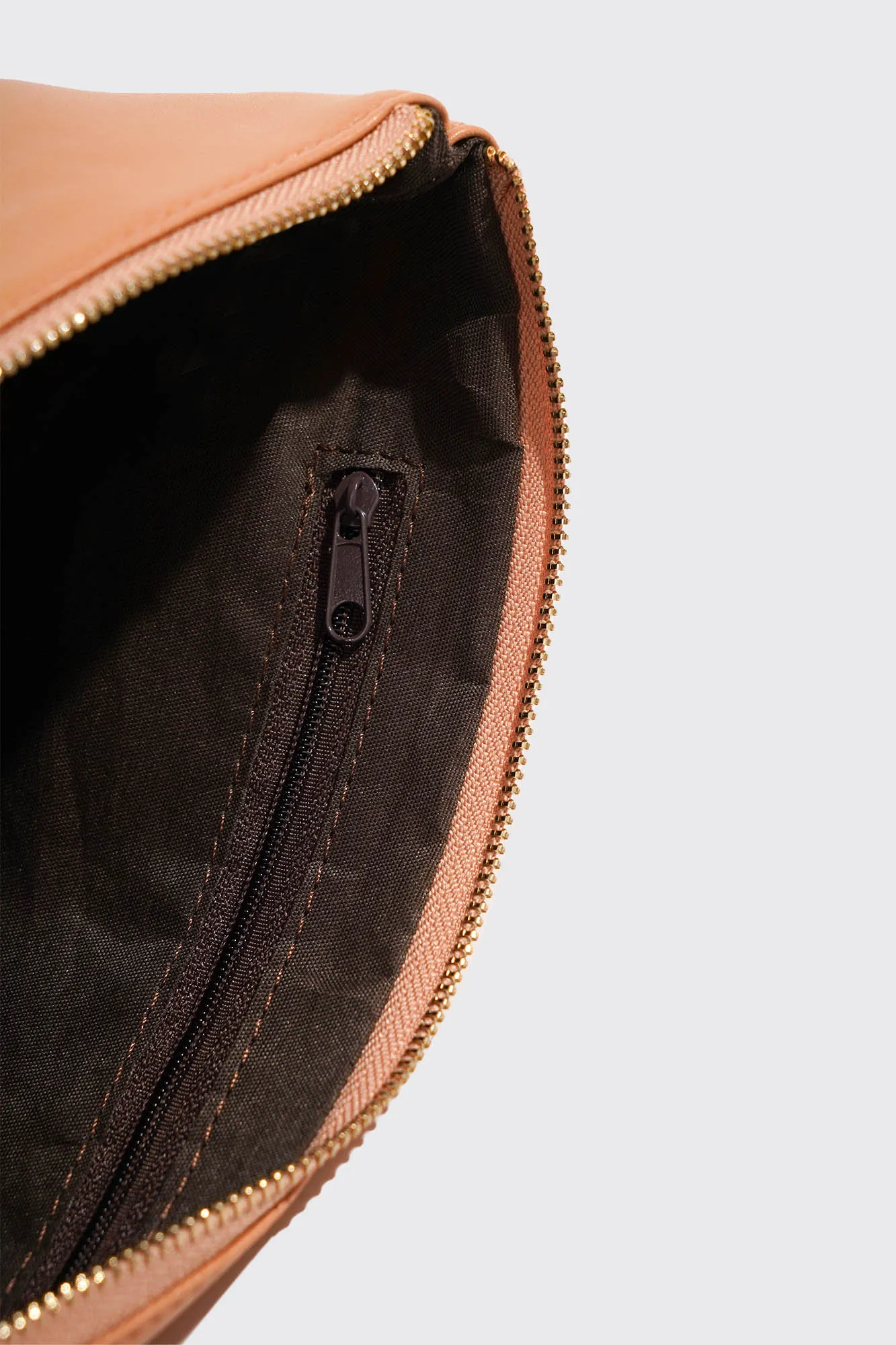 Two-toned Pouch
